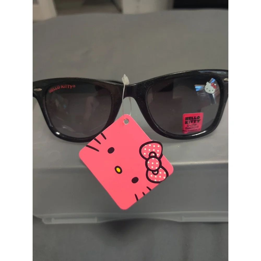 Hello Kitty Kids Sunglasses Black Wayfarer Sanrio Shatter Resistant 100% UV‎ New